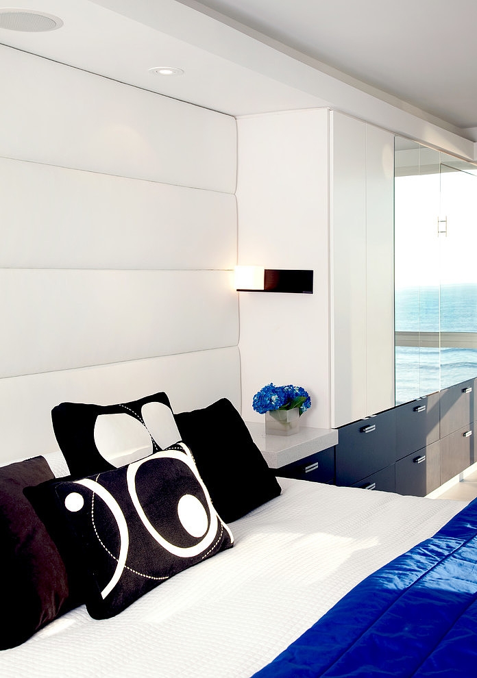 Coronado Condo by Bill Bocken Architecture & Interior Design