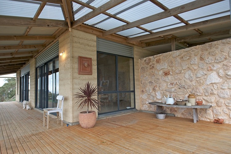 Home Overlooking the Kangaroo Island