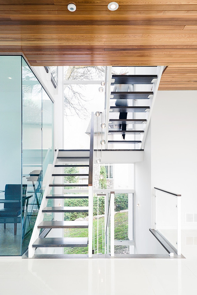 Ottawa River Home by Christopher Simmonds Architect