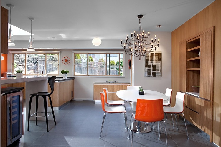 Canterbury House by CCI Renovations