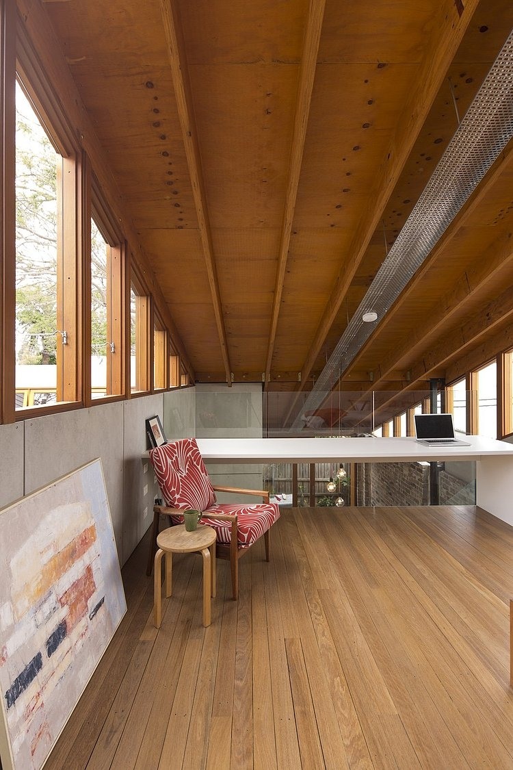 Cowshed Residence by Carterwilliamson Architects