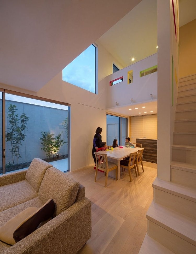 H-house-H by Sato Masahiko