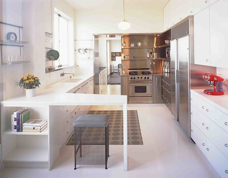 Russian Hill Apartment by Kuth Ranieri Architects