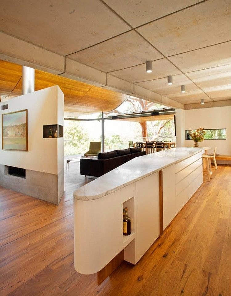Angophora House by Richard Cole Architecture