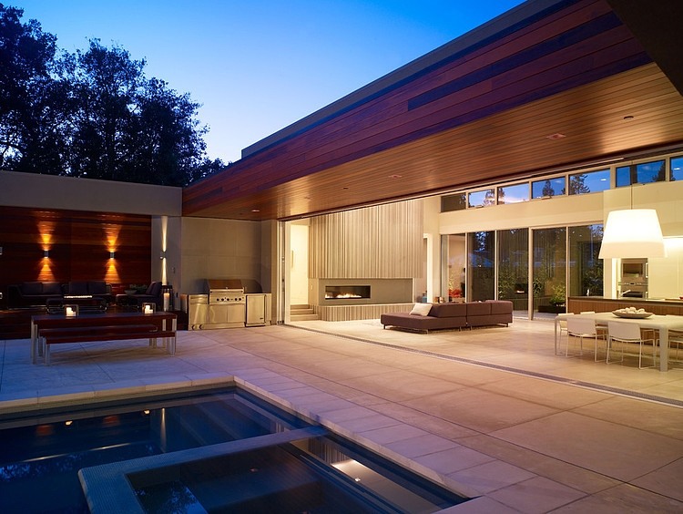 Menlo Park Residence by Matarozzi Pelsinger Builders