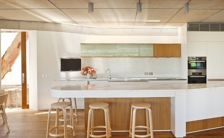 Angophora House by Richard Cole Architecture