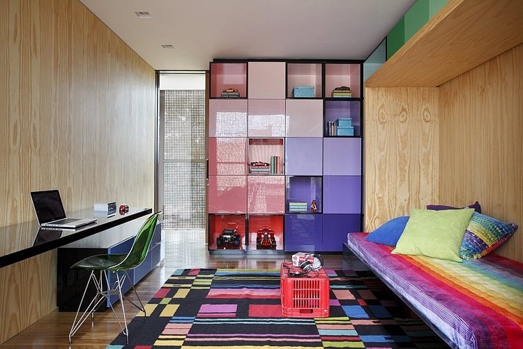 BT House by Studio Guilherme Torres