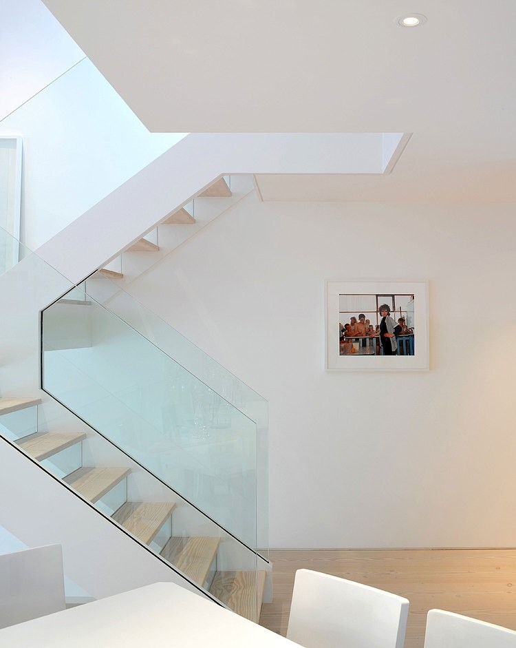 Highgate Residence by TG Studio