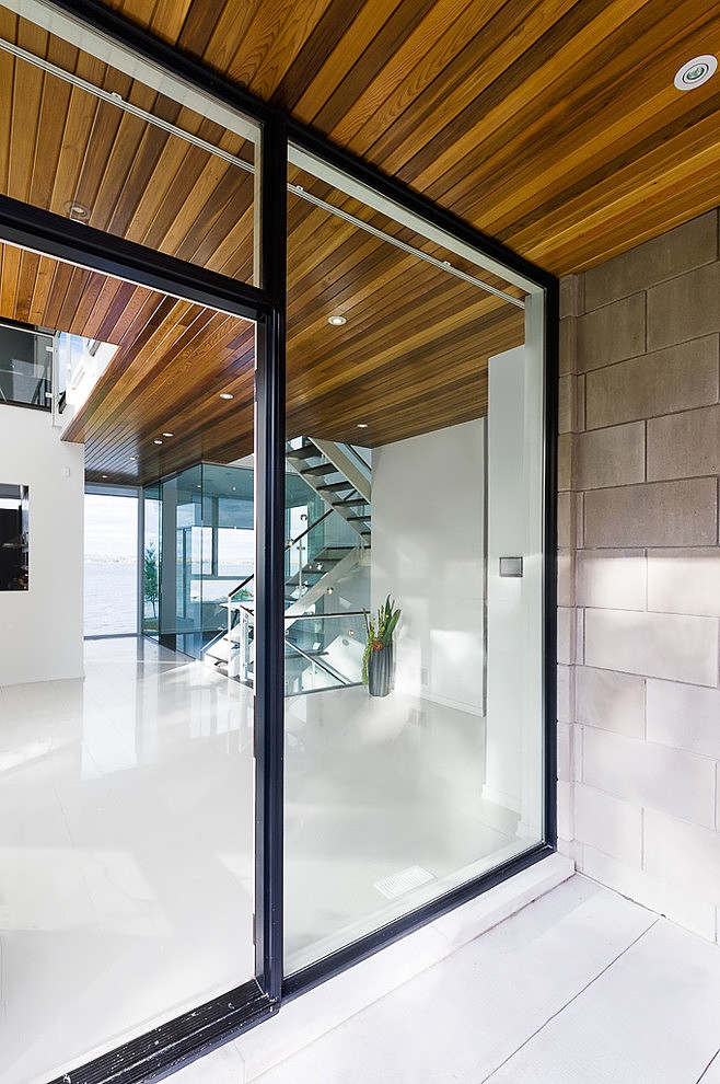 Ottawa River Home by Christopher Simmonds Architect