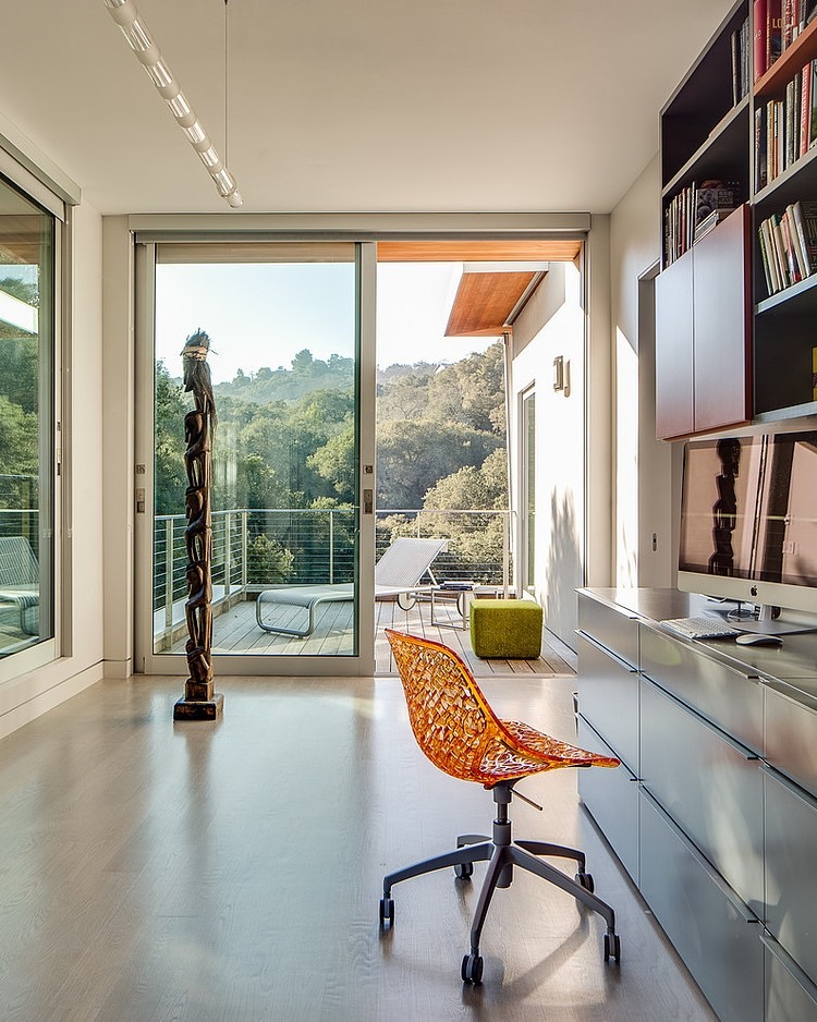 Portola Valley House by Mark Brand Architecture