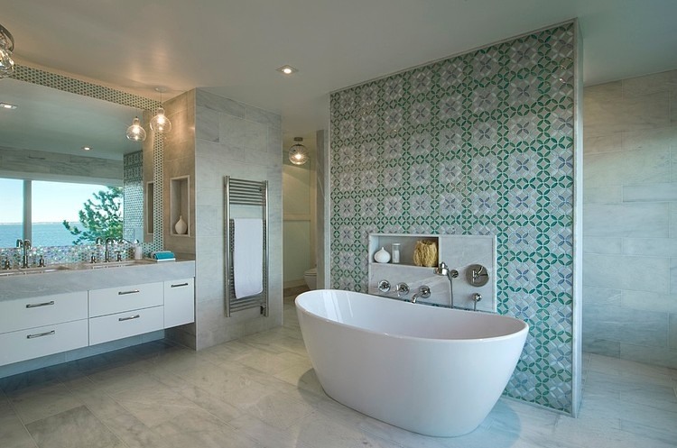 Hamptons House by David Howell Design
