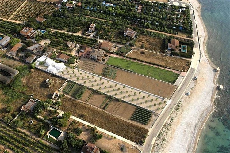 House for a Photographer II by OAB Carlos Ferrater