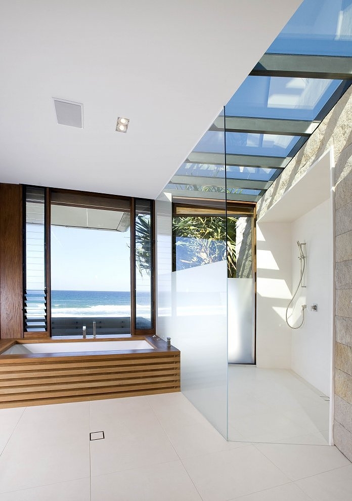 Albatross Residence by BGD Architects