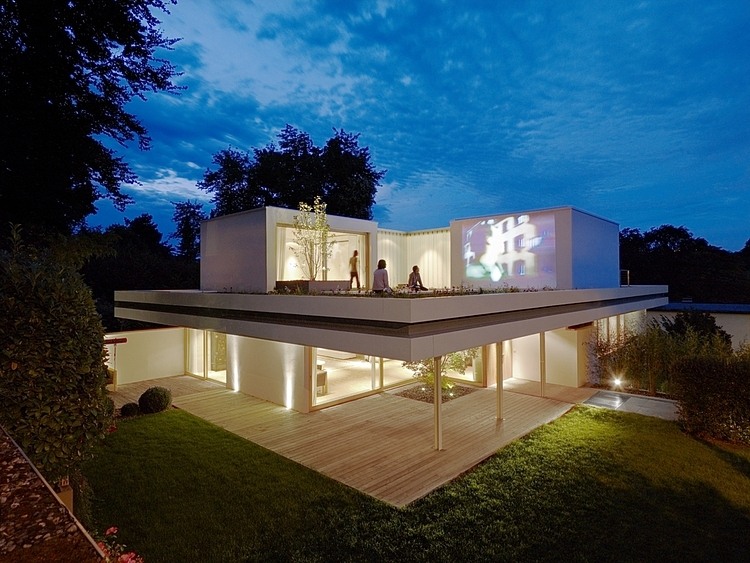 House S by Christ.Christ Associated Architects
