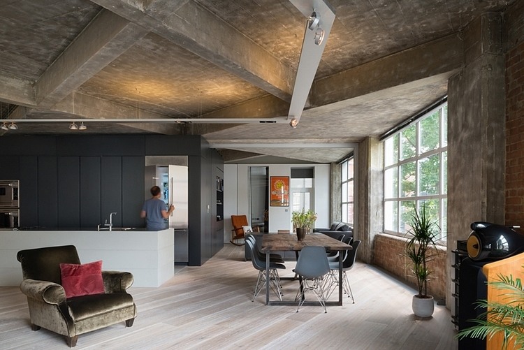 Warner House by Inside Out Architecture