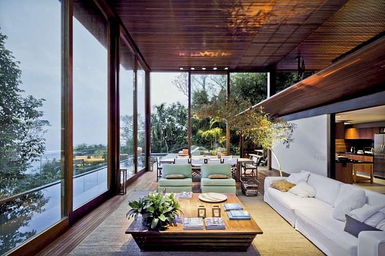 AMB House by Jacobsen Arquitetura