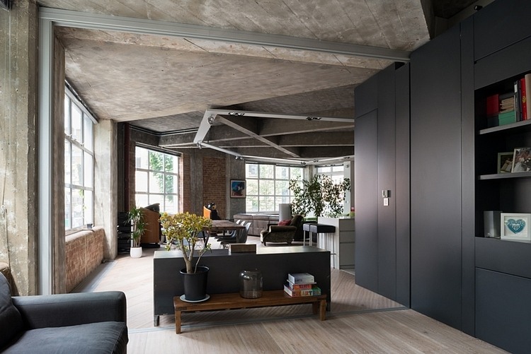 Warner House by Inside Out Architecture