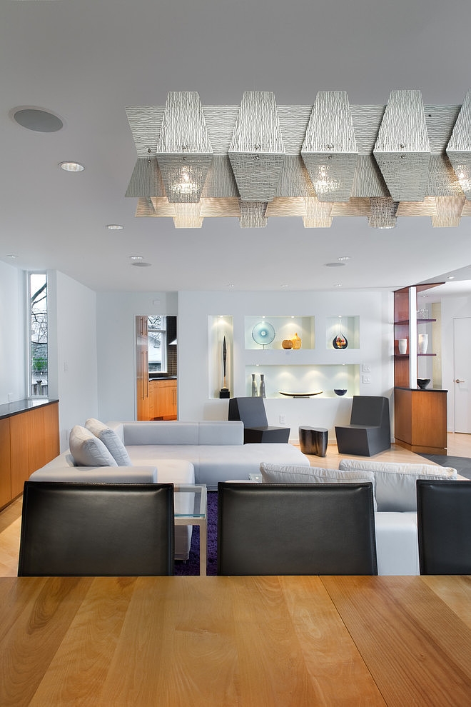 1725 Modern Transformation by Ben Ames AIA