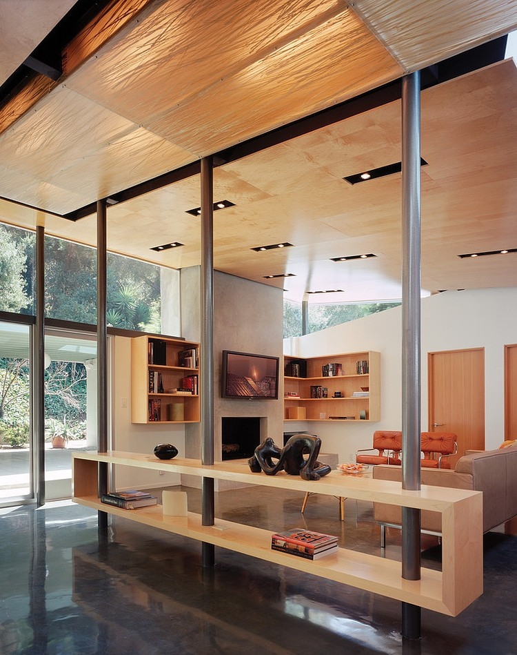 Benedict Canyon Residence by Griffin Enright Architects
