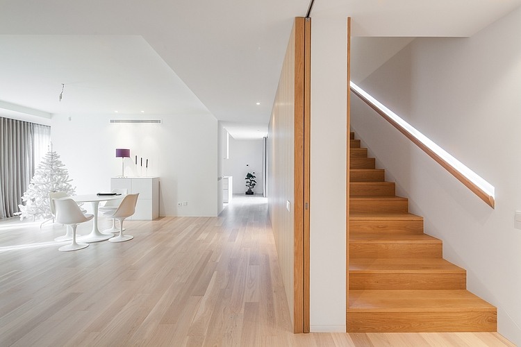 House in Penafiel by Graciana Oliveira