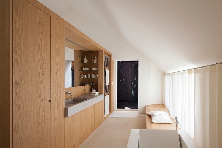 Kirchplatz Office + Residence by Oppenheim Architecture