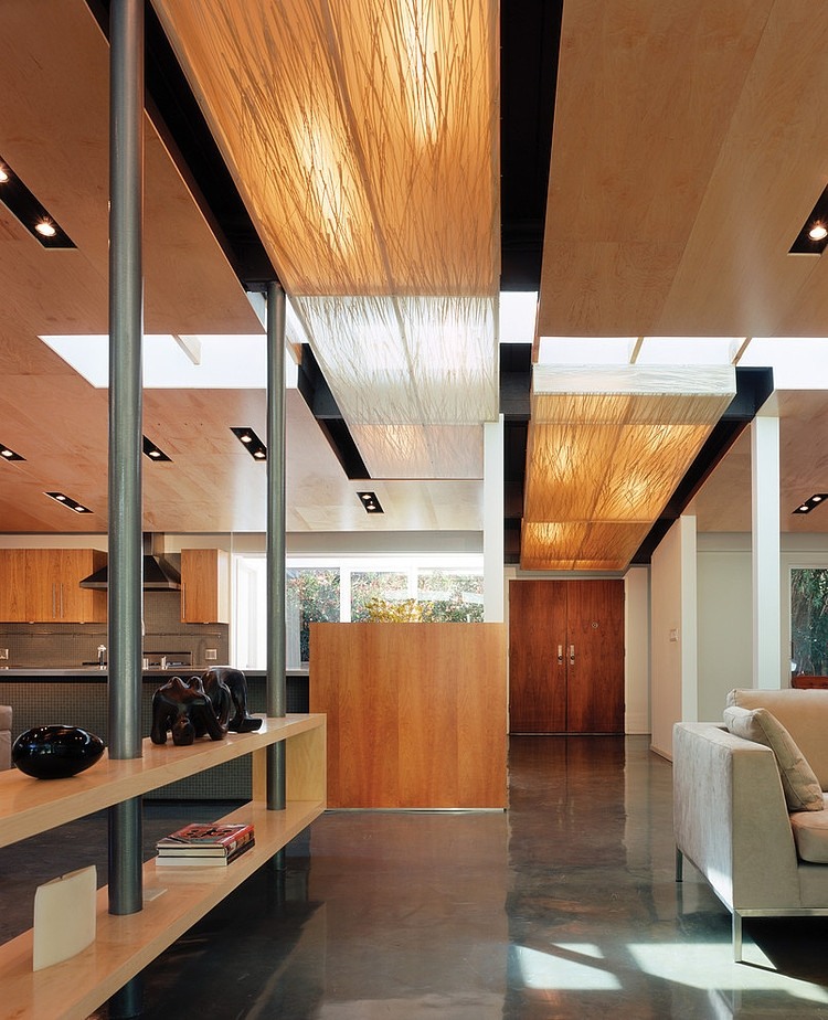Benedict Canyon Residence by Griffin Enright Architects