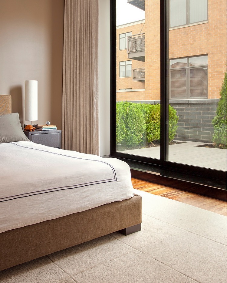Lincoln Park Residence by Joseph Trojanowski