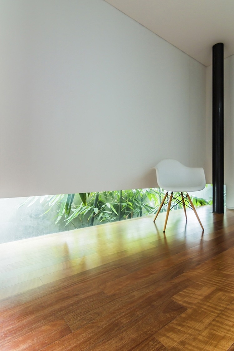 Lumber Shaped-Box House by Atelier Riri
