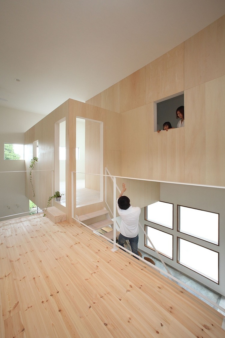 Azuchi House by Sumiou Mizumoto