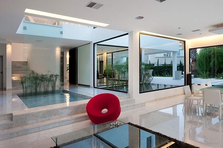 Casa Carrara by Andres Remy Arquitecto