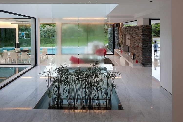 Casa Carrara by Andres Remy Arquitecto