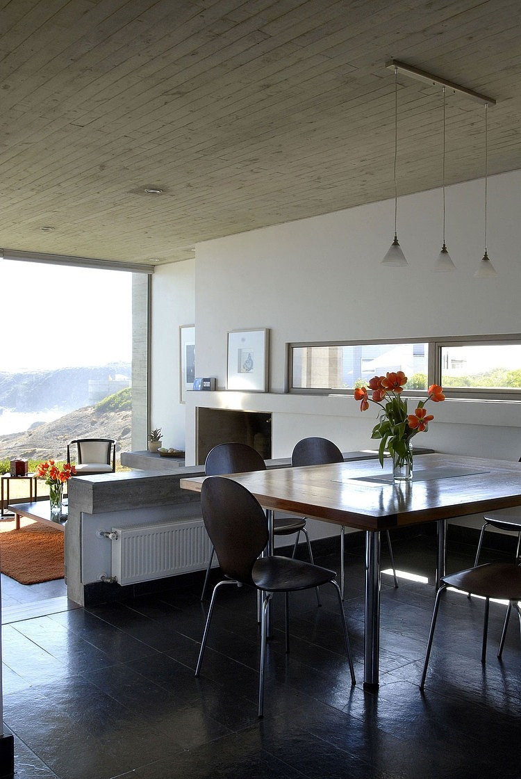 Rabanua Residence by DX Arquitectos