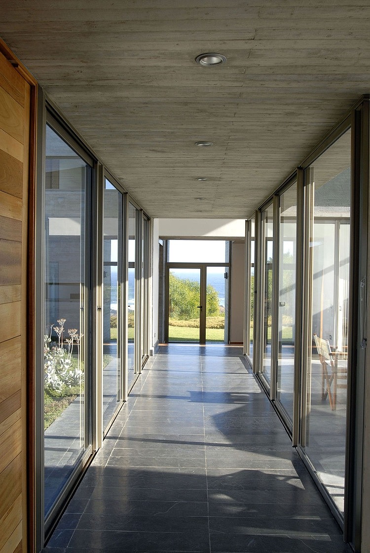 Rabanua Residence by DX Arquitectos