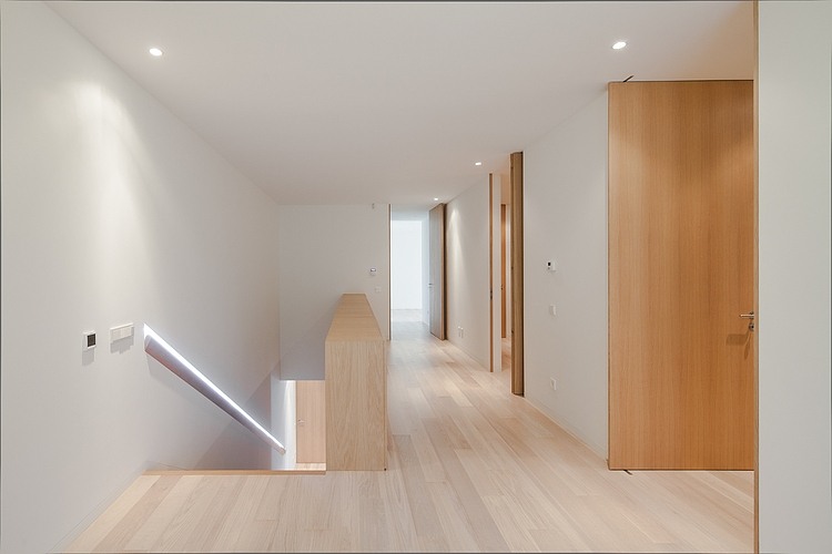 House in Penafiel by Graciana Oliveira