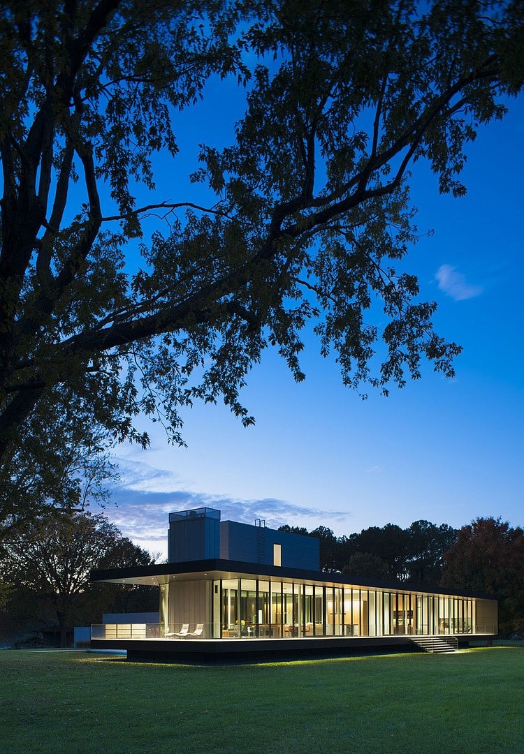 Tred Avon River House by Robert M. Gurney Architect