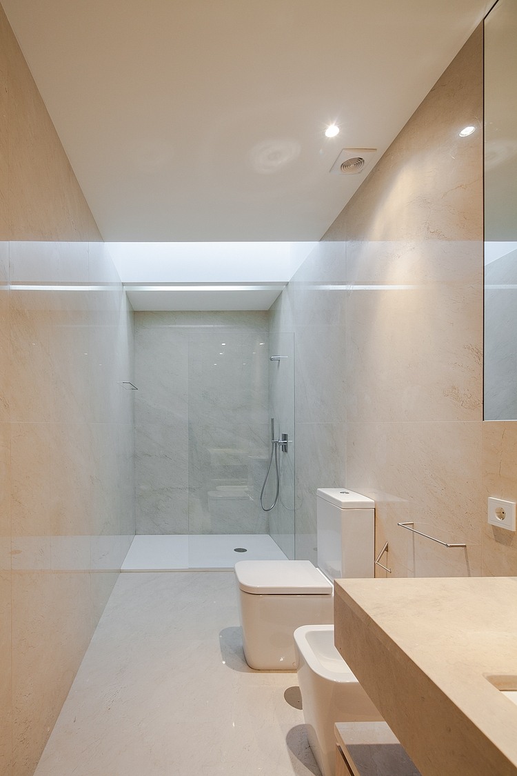House in Penafiel by Graciana Oliveira