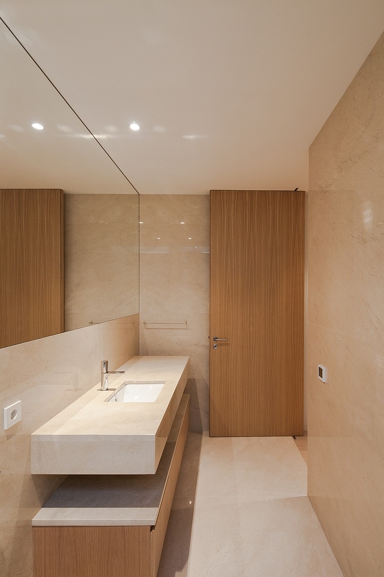 House in Penafiel by Graciana Oliveira