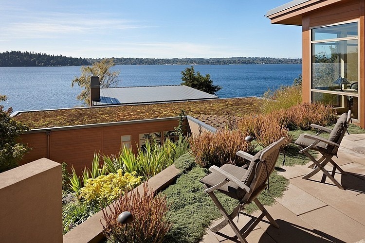 Lake House Two by McClellan Architects