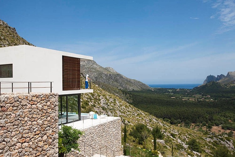 Casa 115 by Miquel Àngel Lacomba