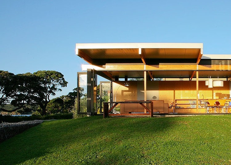 Coopers Beach House by Dorrington Architects & Associates