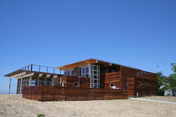Grand Haven Residence by Allegretti Architects