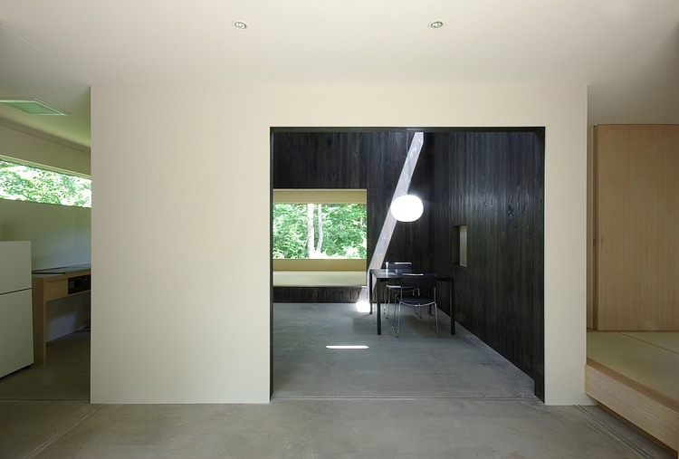 House in Fujizakura by Case Design Studio