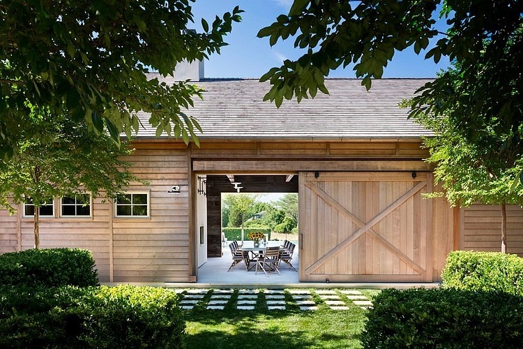 Hamptons Modern Barn by John Hummel & Associates