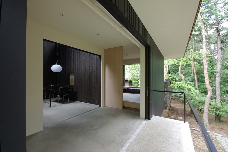 House in Fujizakura by Case Design Studio