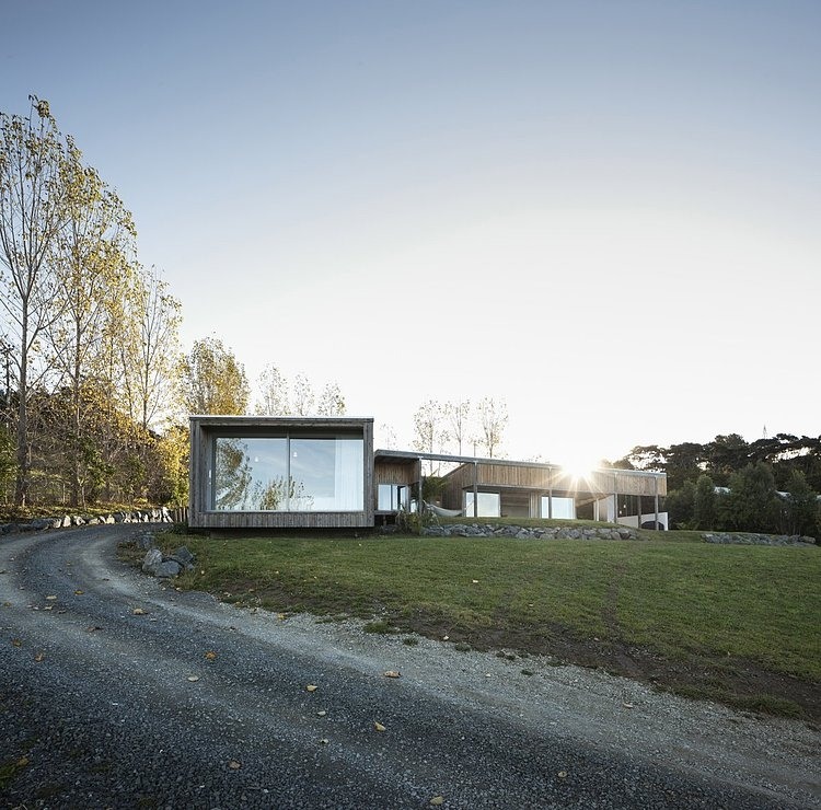 Brick Bay House by Glamuzina Paterson Architects