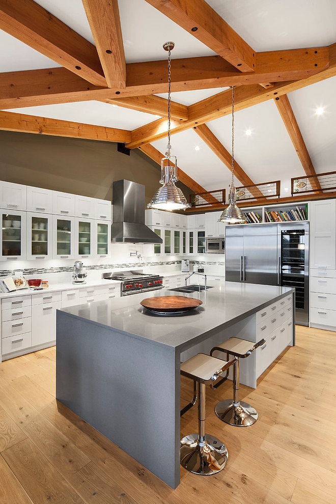 Cliffside Home by Icon Developments