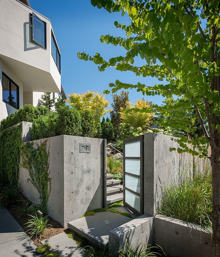 Madrona Residence by CCS Architecture