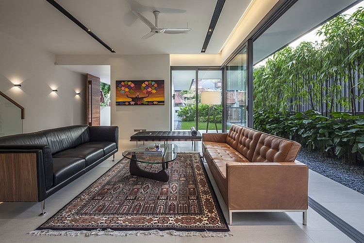 Sunny Side House by Wallflower Architecture + Design
