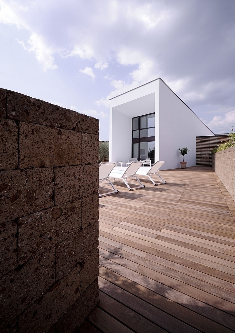 Civita Castellana Home by Romano Adolini Architetto