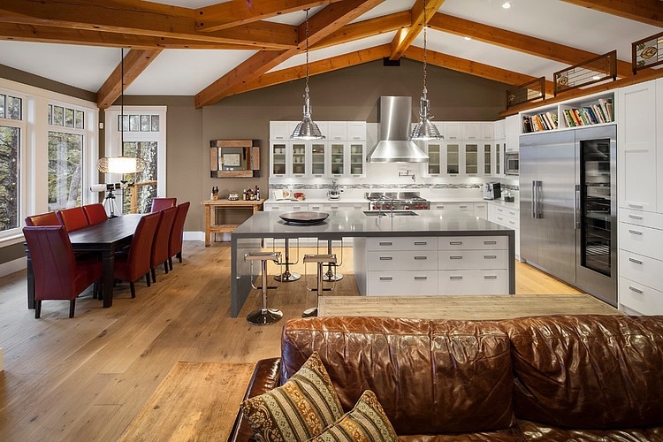 Cliffside Home by Icon Developments